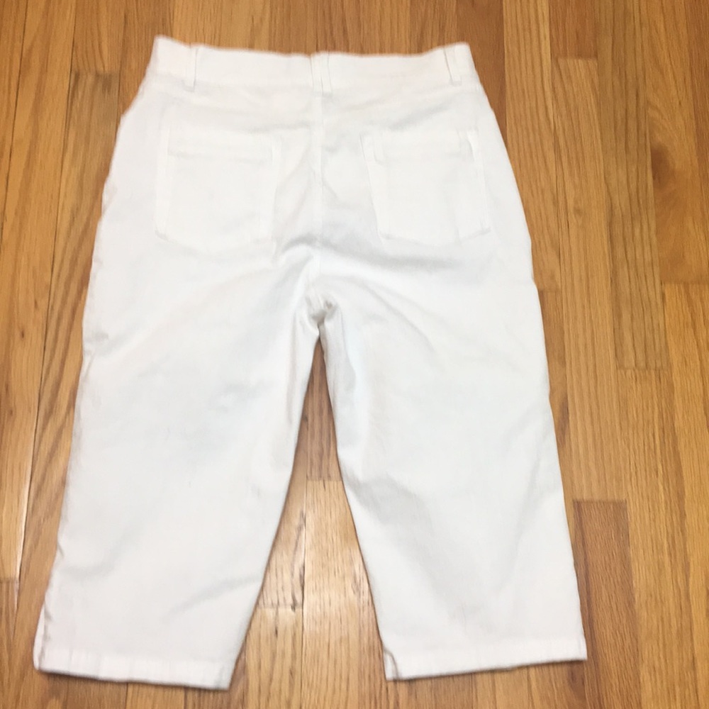 Gloria Vanderbilt White Cropped Jeans - Picture 3 of 5